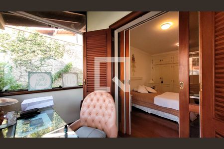 Casa de condomínio à venda com 640m², 4 quartos e 4 vagasEscritório da Suite 1