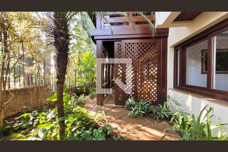 Casa de condomínio à venda com 640m², 4 quartos e 4 vagasÁrea externa