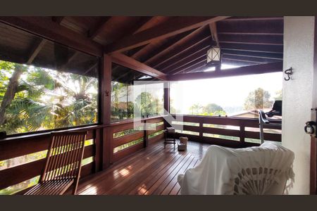 Casa de condomínio à venda com 640m², 4 quartos e 4 vagasVaranda da Suíte master