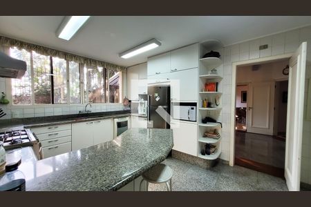 Casa de condomínio à venda com 640m², 4 quartos e 4 vagasCozinha