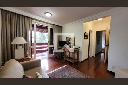 Casa de condomínio à venda com 640m², 4 quartos e 4 vagasSala/Suite3