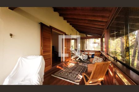 Casa de condomínio à venda com 640m², 4 quartos e 4 vagasVaranda da Suíte master