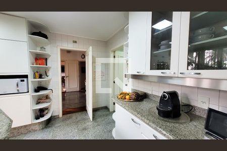 Casa de condomínio à venda com 640m², 4 quartos e 4 vagasCozinha