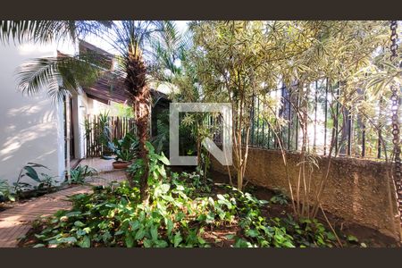 Casa de condomínio à venda com 640m², 4 quartos e 4 vagasÁrea externa