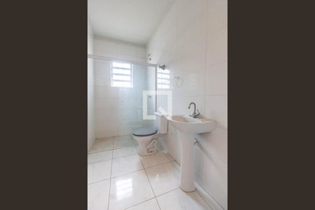 Banheiro de apartamento para alugar com 1 quarto, 50m² em Vila Paulicéia, São Paulo