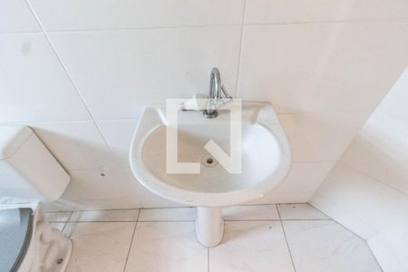 Banheiro de apartamento para alugar com 1 quarto, 50m² em Vila Paulicéia, São Paulo