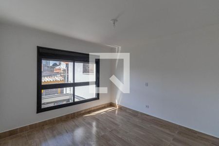 Casa à venda com 135m², 3 quartos e 2 vagasSuíte