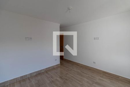 Casa à venda com 135m², 3 quartos e 2 vagasSuíte