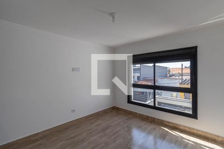 Casa à venda com 135m², 3 quartos e 2 vagasSuíte