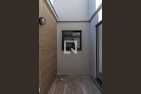 Casa à venda com 135m², 3 quartos e 2 vagas Casa à venda com 135m², 3 quartos e 2 vagasJardim de Inverno