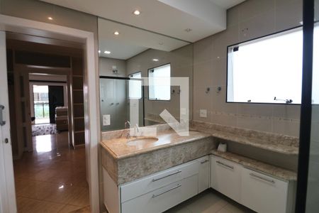 Casa para alugar com 600m², 5 quartos e 5 vagasBanheiro Suíte 3