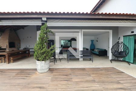 Casa para alugar com 600m², 5 quartos e 5 vagasVaranda