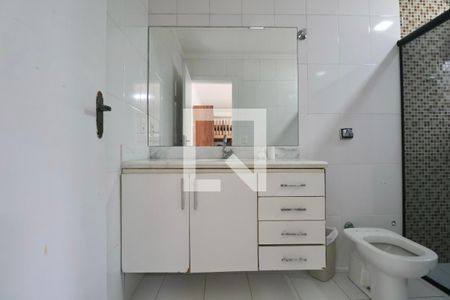 Banheiro Suíte de casa para alugar com 5 quartos, 600m² em Enseada, Guarujá