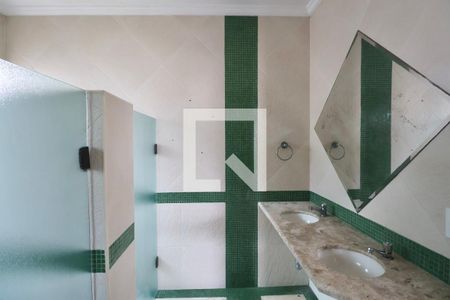 Casa para alugar com 600m², 5 quartos e 5 vagasBanheiro