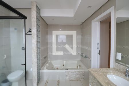 Casa para alugar com 600m², 5 quartos e 5 vagasBanheiro Suíte 3