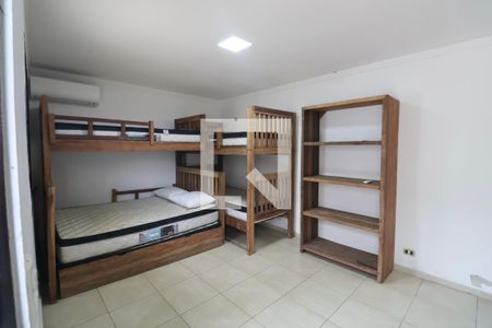 Quarto Suíte de casa para alugar com 5 quartos, 600m² em Enseada, Guarujá