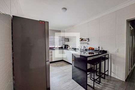 Casa à venda com 230m², 3 quartos e 2 vagasCozinha
