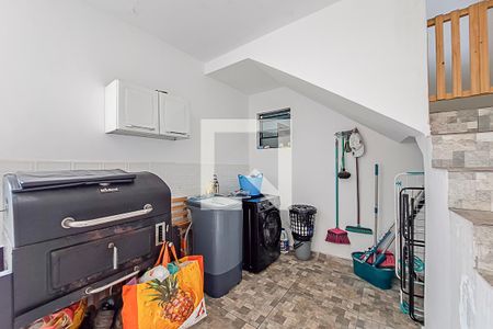 Casa à venda com 230m², 3 quartos e 2 vagasÁrea de Serviço