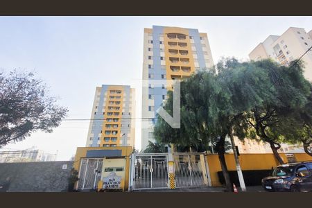 Apartamento para alugar com 75m², 3 quartos e 1 vaga Apartamento para alugar com 75m², 3 quartos e 1 vagaFachada e portaria