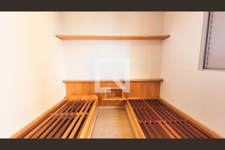 Apartamento para alugar com 75m², 3 quartos e 1 vaga Apartamento para alugar com 75m², 3 quartos e 1 vagaQuarto