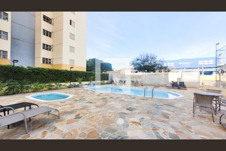 Apartamento para alugar com 75m², 3 quartos e 1 vaga Apartamento para alugar com 75m², 3 quartos e 1 vagaÁrea comum - Piscina