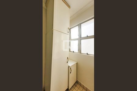 Apartamento para alugar com 75m², 3 quartos e 1 vaga Apartamento para alugar com 75m², 3 quartos e 1 vagaLavanderia