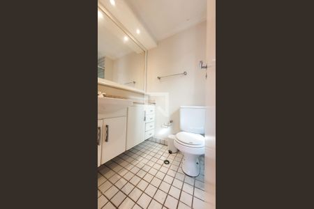 Apartamento para alugar com 75m², 3 quartos e 1 vaga Apartamento para alugar com 75m², 3 quartos e 1 vagaBanheiro da Suite