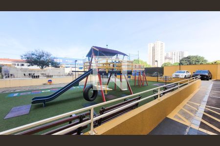 Apartamento para alugar com 75m², 3 quartos e 1 vaga Apartamento para alugar com 75m², 3 quartos e 1 vagaÁrea comum - Playground