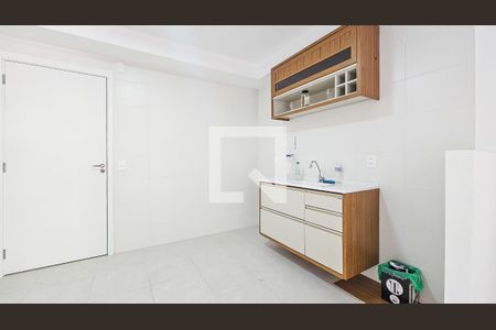 Sala / Cozinha de apartamento para alugar com 1 quarto, 37m² em Socorro, São Paulo