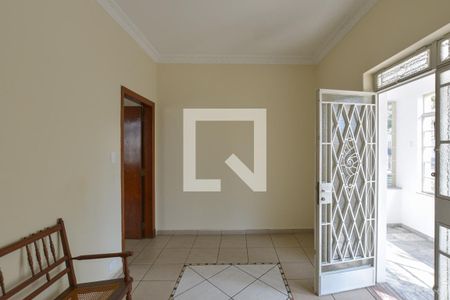 Hall de entrada de casa para alugar com 4 quartos, 275m² em Vila Mariana, São Paulo