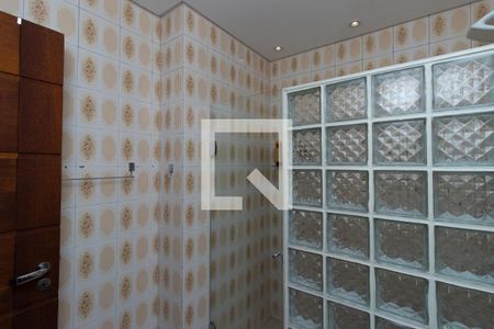 Casa à venda com 90m², 3 quartos e 1 vaga Casa à venda com 90m², 3 quartos e 1 vagaBanheiro