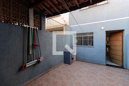 Casa à venda com 90m², 3 quartos e 1 vaga Casa à venda com 90m², 3 quartos e 1 vagaQuintal