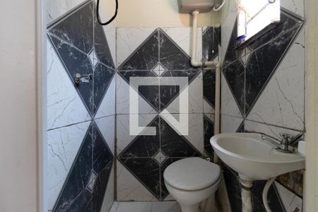 Casa para alugar com 32m², 1 quarto e sem vaga Casa para alugar com 32m², 1 quarto e sem vagaBanheiro