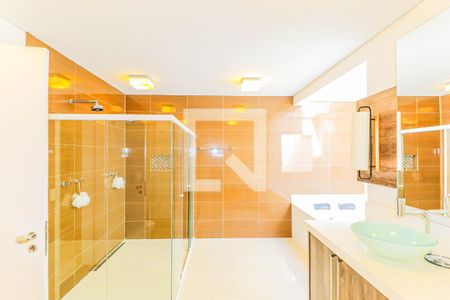 Casa de condomínio à venda com 550m², 5 quartos e 8 vagasBanheiro Suíte 3