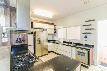 Casa de condomínio à venda com 550m², 5 quartos e 8 vagasCozinha