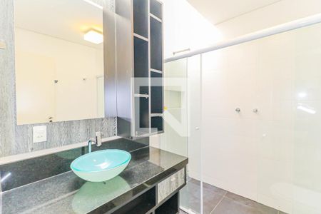 Casa de condomínio à venda com 550m², 5 quartos e 8 vagasBanheiro Suíte 3