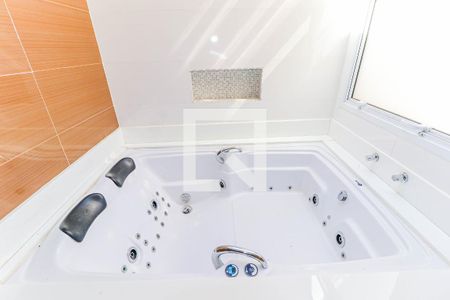 Casa de condomínio à venda com 550m², 5 quartos e 8 vagasBanheiro Suíte 3