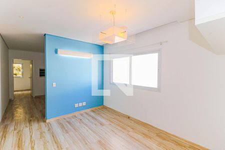 Casa de condomínio à venda com 550m², 5 quartos e 8 vagasHall Quartos