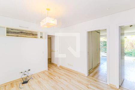 Casa de condomínio à venda com 550m², 5 quartos e 8 vagasHall Quartos