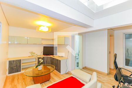 Casa de condomínio à venda com 550m², 5 quartos e 8 vagasEscritório