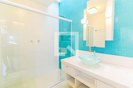 Casa de condomínio à venda com 550m², 5 quartos e 8 vagasBanheiro Suíte 2