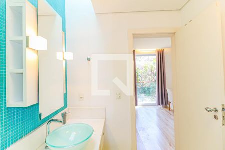 Casa de condomínio à venda com 550m², 5 quartos e 8 vagasBanheiro Suíte 2