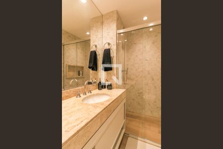 Apartamento à venda com 109m², 3 quartos e 2 vagasBanheiro da Suíte