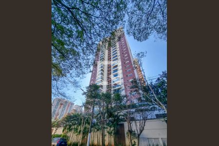 Apartamento à venda com 109m², 3 quartos e 2 vagasFachada