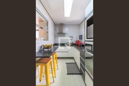 Apartamento à venda com 109m², 3 quartos e 2 vagasCozinha