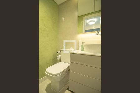 Banheiro de apartamento para alugar com 1 quarto, 33m² em Rio Branco, Porto Alegre