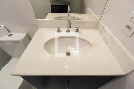 Apartamento à venda com 57m², 2 quartos e 1 vaga Apartamento à venda com 57m², 2 quartos e 1 vagaBanheiro