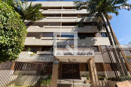 Apartamento para alugar com 123m², 3 quartos e 2 vagas Apartamento para alugar com 123m², 3 quartos e 2 vagasFachado do condomínio