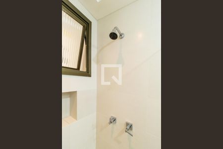 Apartamento para alugar com 123m², 3 quartos e 2 vagas Apartamento para alugar com 123m², 3 quartos e 2 vagasBanheiro Social