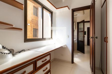 Apartamento para alugar com 123m², 3 quartos e 2 vagas Apartamento para alugar com 123m², 3 quartos e 2 vagasDespensa